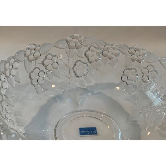 Mikasa Crystal Carmen Collection Frosted Bowl Floral Leaves Serving 8.75"x3.75" - Picture 6 of 12
